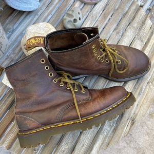 Doc Martens 1460 CRAZY HORSE LEATHER Lace Up Boots - Vintage - The Original